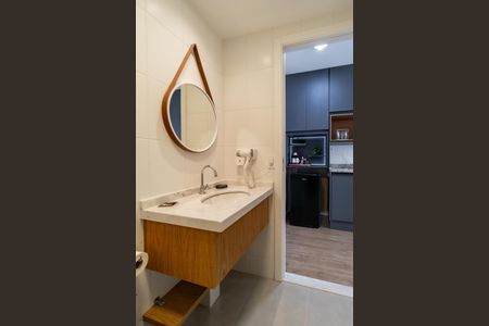 Banheiro de kitnet/studio à venda com 1 quarto, 26m² em Barra Funda, São Paulo