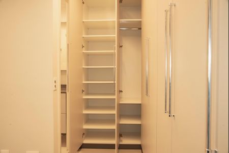 Apartamento para alugar com 64m², 2 quartos e 1 vagaSuíte
