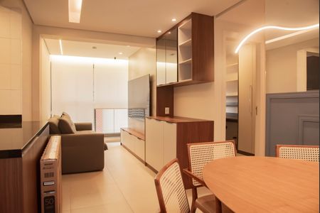 Sala de apartamento para alugar com 2 quartos, 64m² em Vila Monte Alegre, São Paulo