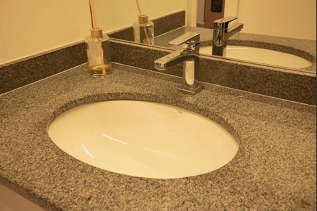 Apartamento para alugar com 64m², 2 quartos e 1 vagaBanheiro