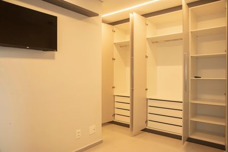 Apartamento para alugar com 64m², 2 quartos e 1 vagaSuíte