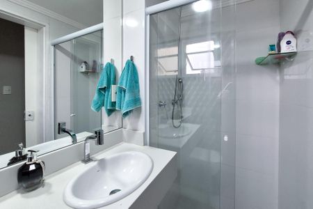 Apartamento à venda com 48m², 2 quartos e 1 vagaBanheiro Social