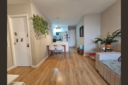 Sala de apartamento para alugar com 3 quartos, 64m² em Jardim Aeroporto, São Paulo