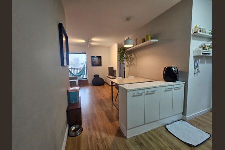 Apartamento à venda com 64m², 3 quartos e 1 vaga Apartamento à venda com 64m², 3 quartos e 1 vagaSala