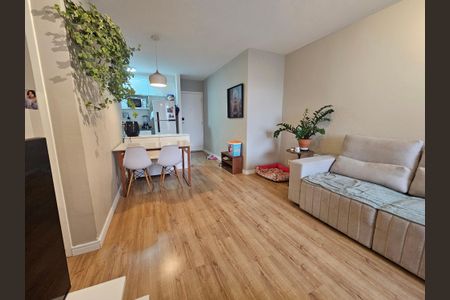 Sala de apartamento para alugar com 3 quartos, 64m² em Jardim Aeroporto, São Paulo