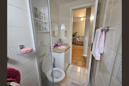 Apartamento à venda com 64m², 3 quartos e 1 vaga Apartamento à venda com 64m², 3 quartos e 1 vagaBanheirob