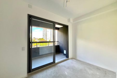 Sala/Quarto de kitnet/studio à venda com 1 quarto, 24m² em Vila Santa Catarina, São Paulo