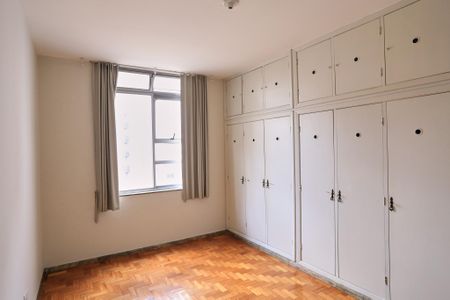 Apartamento à venda com 300m², 4 quartos e 1 vagaSuíte