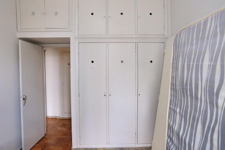 Apartamento à venda com 300m², 4 quartos e 1 vagaQuarto
