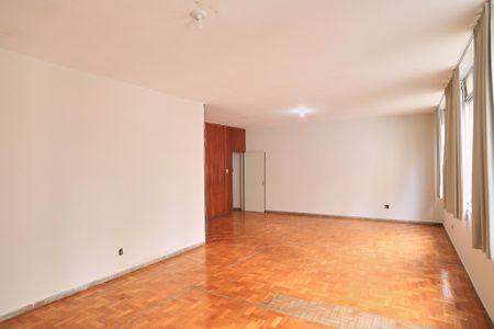 Apartamento à venda com 300m², 4 quartos e 1 vagaSala