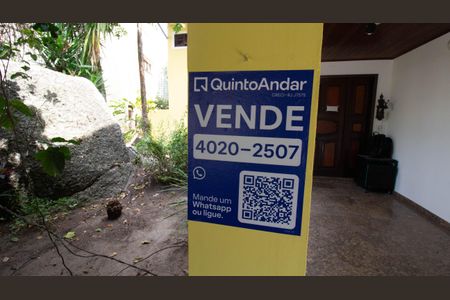 Casa de condomínio à venda com 333m², 5 quartos e 5 vagasPlaquinha