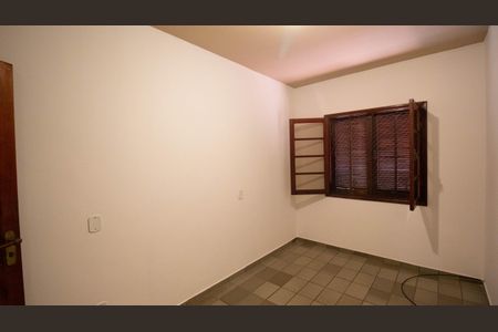 Casa de condomínio à venda com 333m², 5 quartos e 5 vagasQuarto 