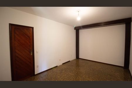Casa de condomínio à venda com 333m², 5 quartos e 5 vagasQuarto 
