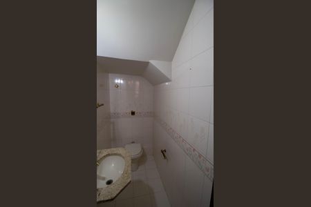 Casa de condomínio à venda com 333m², 5 quartos e 5 vagasBanheiro 3