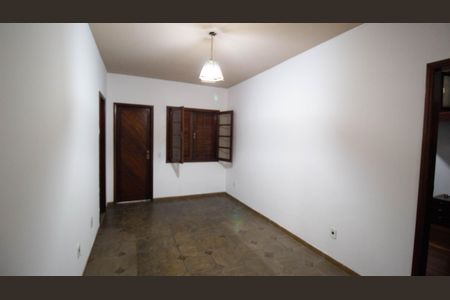 Casa de condomínio à venda com 333m², 5 quartos e 5 vagasQuarto 