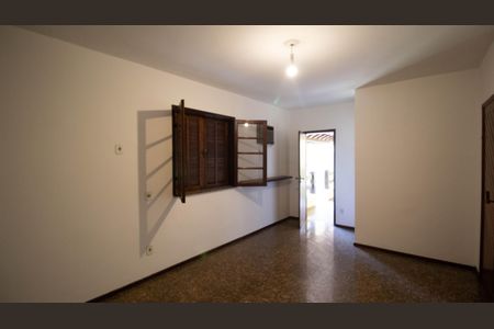 Casa de condomínio à venda com 333m², 5 quartos e 5 vagasQuarto 