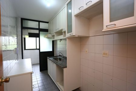 Apartamento à venda com 58m², 2 quartos e 2 vagasCozinha