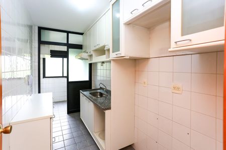Apartamento à venda com 58m², 2 quartos e 2 vagasCozinha