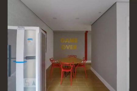 Apartamento para alugar com 40m², 2 quartos e 1 vaga Apartamento para alugar com 40m², 2 quartos e 1 vagaÁrea comum - Salão de jogos