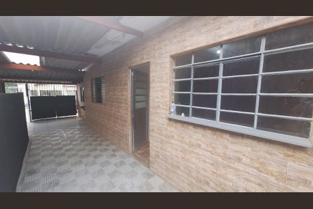 Casa para alugar com 75m², 1 quarto e 1 vagaQuintal
