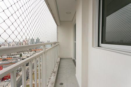 Apartamento para alugar com 33m², 1 quarto e 1 vaga Apartamento para alugar com 33m², 1 quarto e 1 vagaVaranda