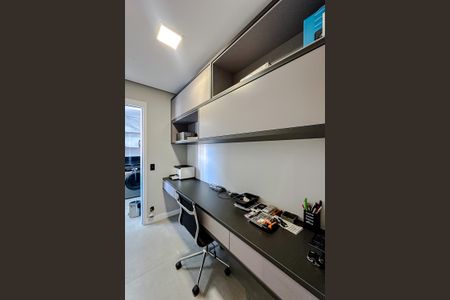 Apartamento à venda com 159m², 3 quartos e 2 vagasEscritório