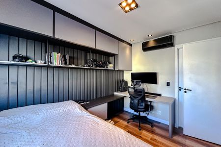 Apartamento à venda com 159m², 3 quartos e 2 vagasQuarto 2 - Suíte