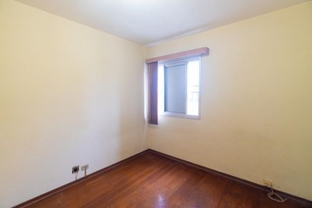 Apartamento à venda com 101m², 3 quartos e 2 vagasQuarto 2
