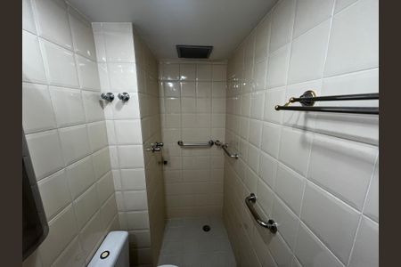 Apartamento à venda com 78m², 3 quartos e 2 vagas Apartamento à venda com 78m², 3 quartos e 2 vagasBanheiro
