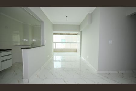 Sala de apartamento para alugar com 2 quartos, 77m² em Nova Mirim, Praia Grande