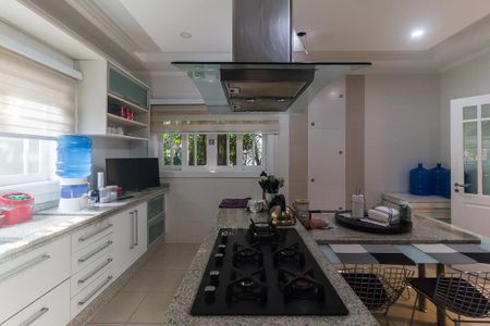 Casa para alugar com 1004m², 5 quartos e 10 vagas Casa para alugar com 1004m², 5 quartos e 10 vagasCozinha