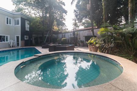 Casa para alugar com 1004m², 5 quartos e 10 vagas Casa para alugar com 1004m², 5 quartos e 10 vagasPiscina