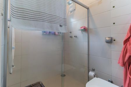 Casa para alugar com 1004m², 5 quartos e 10 vagas Casa para alugar com 1004m², 5 quartos e 10 vagasBanheiro dos Quartos 1 e 2