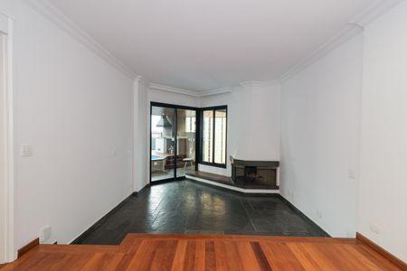 Sala de apartamento à venda com 1 quarto, 82m² em Vila Suzana, São Paulo