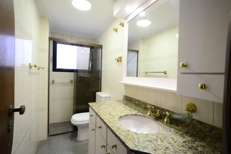Apartamento para alugar com 110m², 3 quartos e 2 vagasBanheiro Social