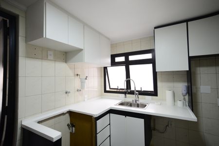 Apartamento para alugar com 110m², 3 quartos e 2 vagasCozinha