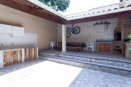 Casa à venda com 178m², 3 quartos e 2 vagasÁrea Externa