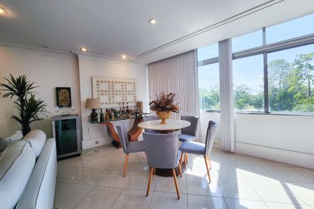 Apartamento para alugar com 270m², 4 quartos e 2 vagasSala