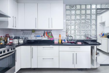 Apartamento para alugar com 270m², 4 quartos e 2 vagasCozinha