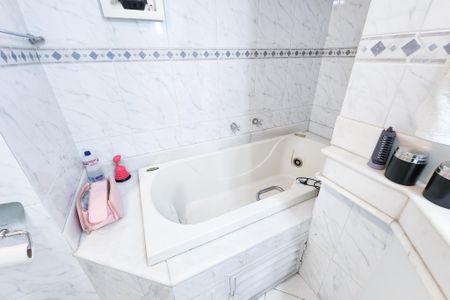 Apartamento para alugar com 270m², 4 quartos e 2 vagasBanheiro da Suíte 2