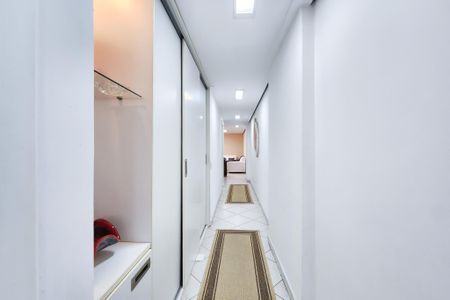 Apartamento para alugar com 270m², 4 quartos e 2 vagasCorredor