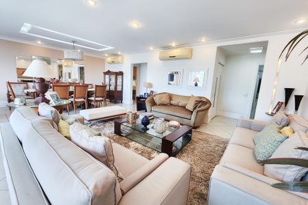 Apartamento para alugar com 270m², 4 quartos e 2 vagasSala