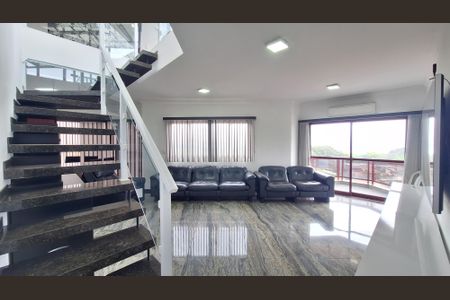 Apartamento à venda com 328m², 3 quartos e 3 vagasSala