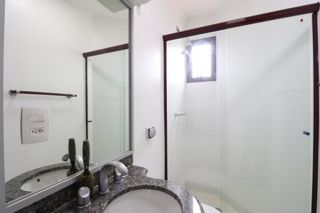 Apartamento à venda com 328m², 3 quartos e 3 vagasBanheiro da Suíte 1