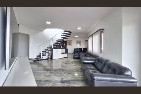 Apartamento à venda com 328m², 3 quartos e 3 vagasSala