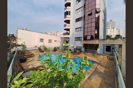 Apartamento à venda com 328m², 3 quartos e 3 vagasÁrea comum - Piscina