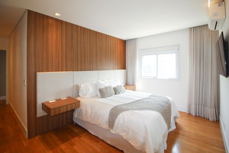 Apartamento à venda com 161m², 3 quartos e 3 vagasSuíte 1