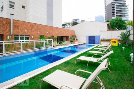 Apartamento à venda com 161m², 3 quartos e 3 vagasÁrea comum - Piscina