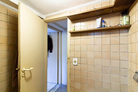 Casa à venda com 309m², 4 quartos e 3 vagasEdícula - Banheiro