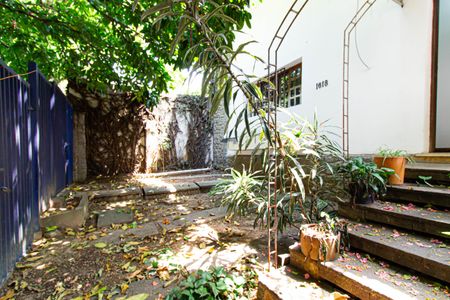 Casa à venda com 309m², 4 quartos e 3 vagasÁrea externa - Garagem